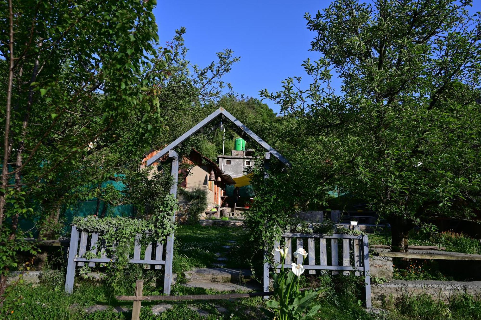 Himalayan Mud Resort Kasol Eksteriør billede