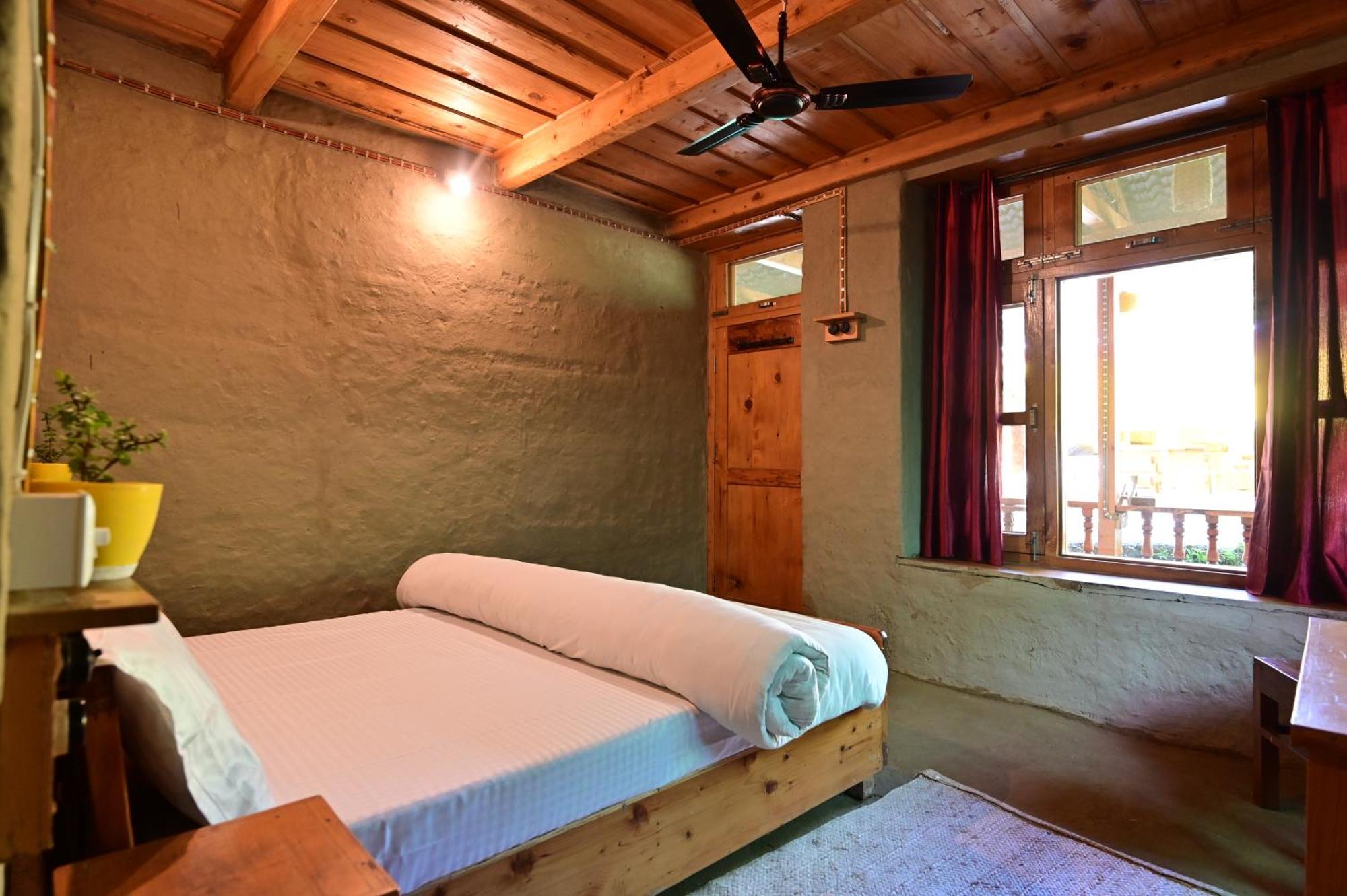 Himalayan Mud Resort Kasol Eksteriør billede